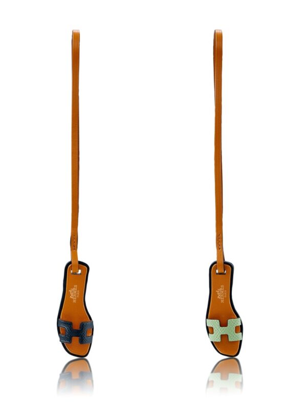 Herm&egrave;s Black and Vert Criquet Epsom Oran Sandal Charms